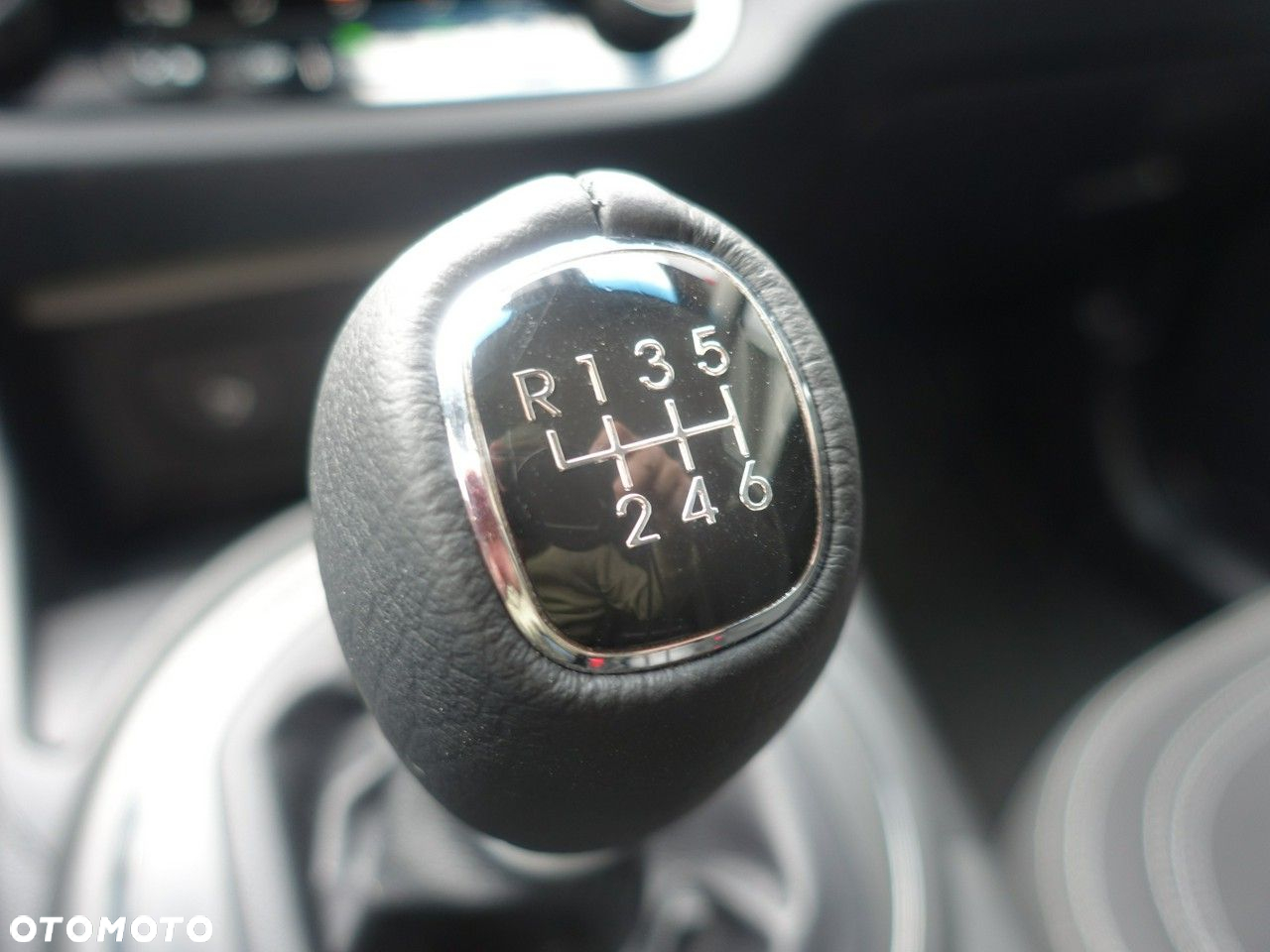 Kia Sportage 1.6 GDI L 2WD - 24