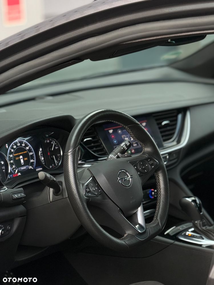 Opel Insignia - 14