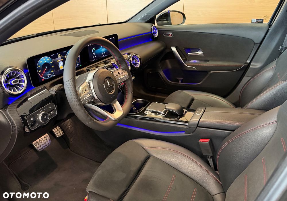Mercedes-Benz Klasa A 180 d AMG Line 7G-DCT - 10