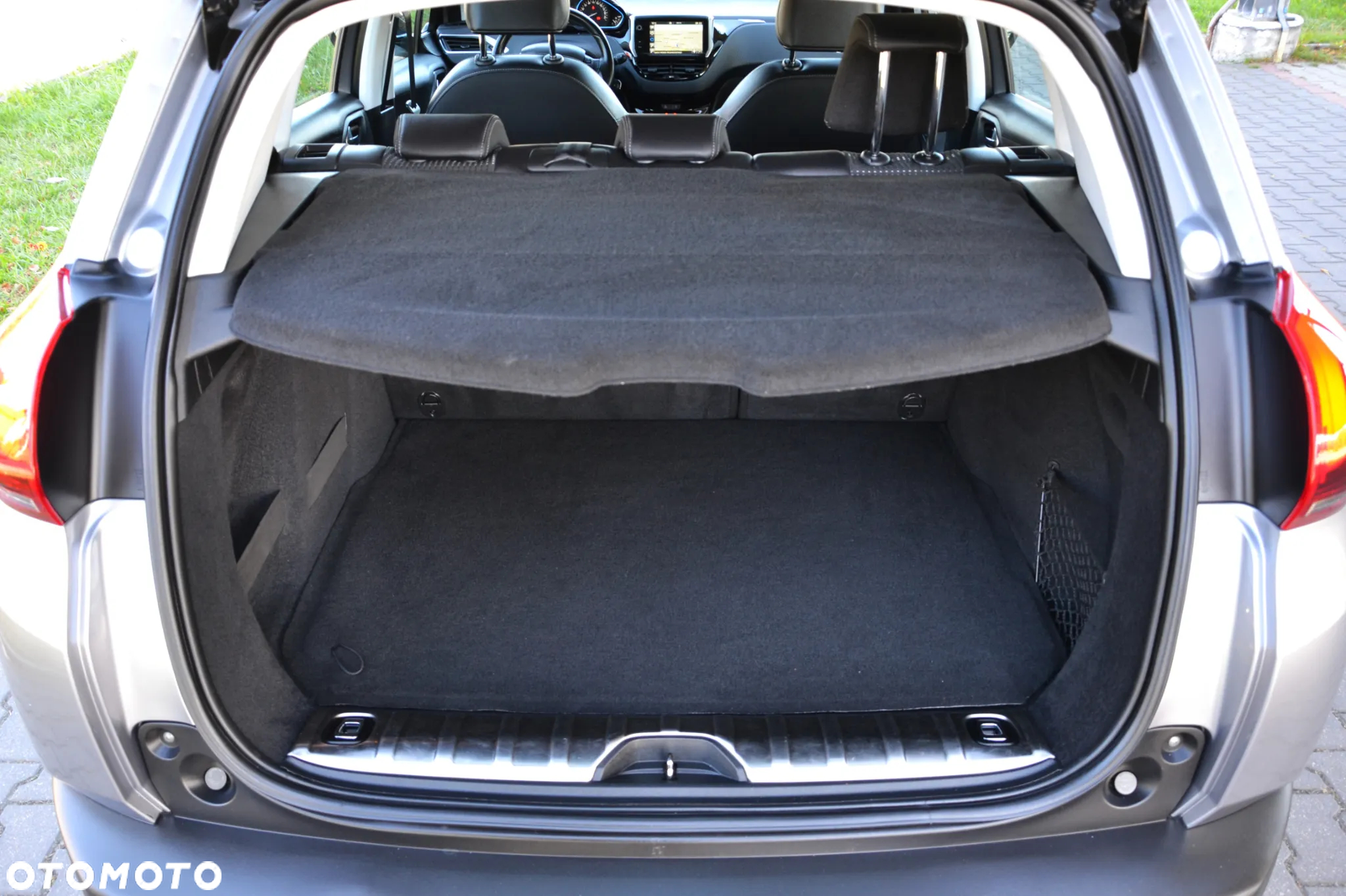 Peugeot 2008 1.6 BlueHDi Allure - 34