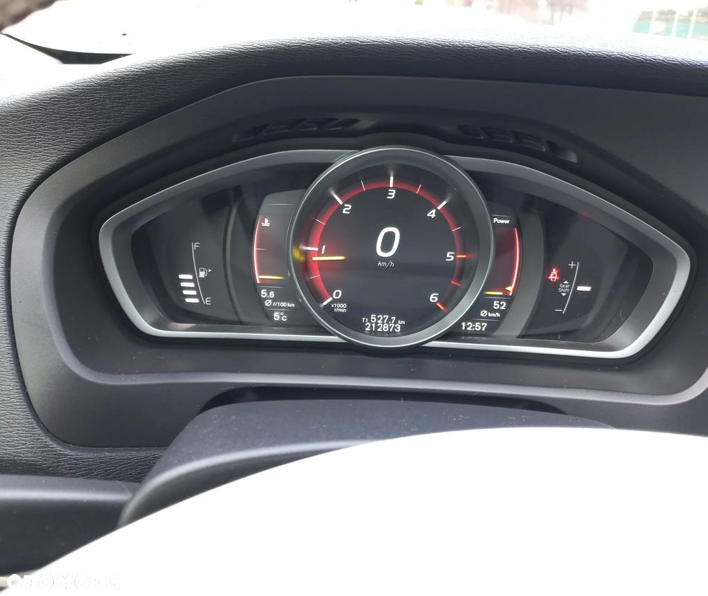 Volvo V40 Cross Country D4 Ocean Race - 21