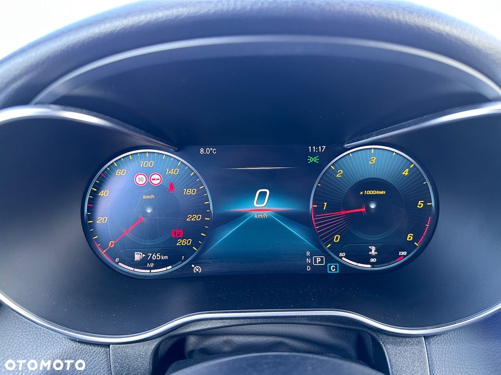 Mercedes-Benz GLC 200 d 4Matic 9G-TRONIC AMG Line Plus - 25