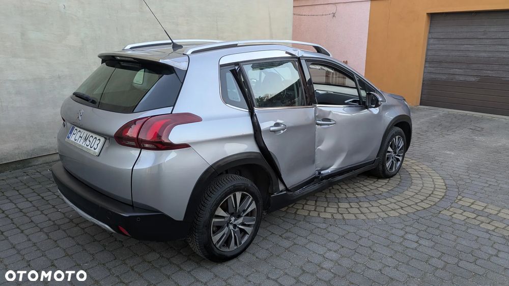 Peugeot 2008 1.6 BlueHDi Allure - 18