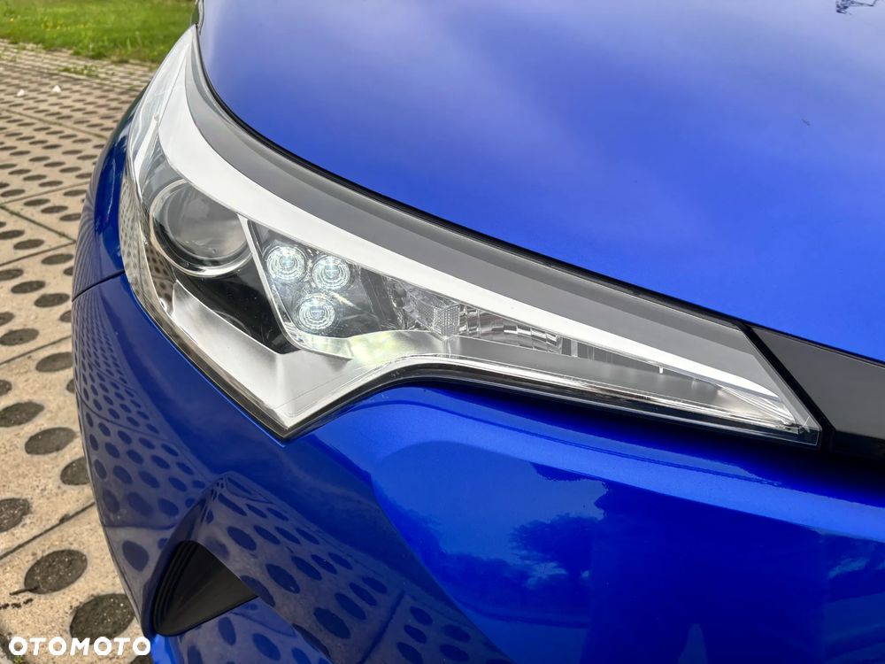 Toyota C-HR Flow - 15