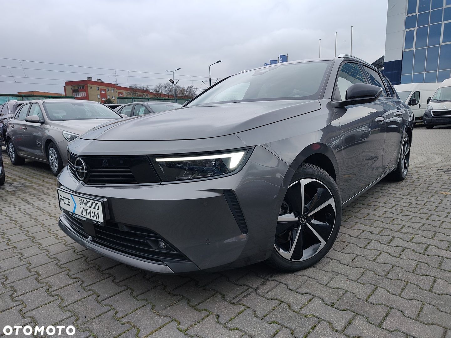 Opel Astra V 1.2 T Elegance S&S - 1
