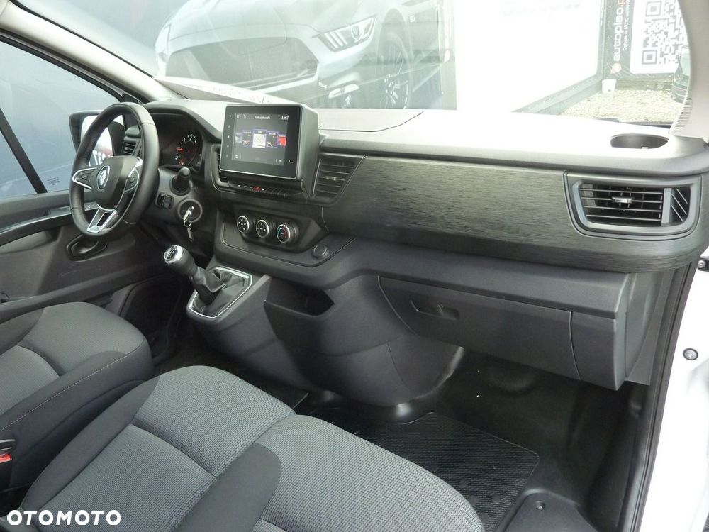 Renault Trafic - 13