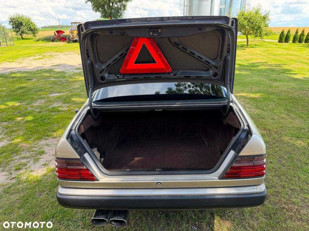 Mercedes-Benz W124 (1984-1993) - 6
