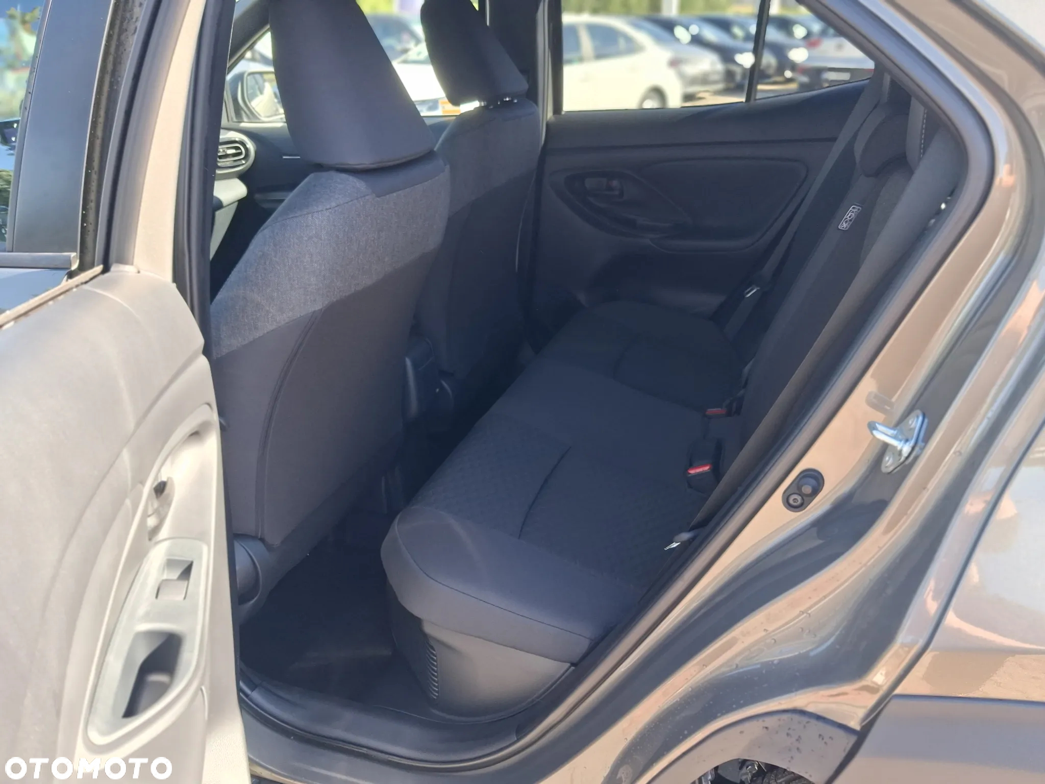 Toyota Yaris Cross Hybrid 1.5 Style - 24