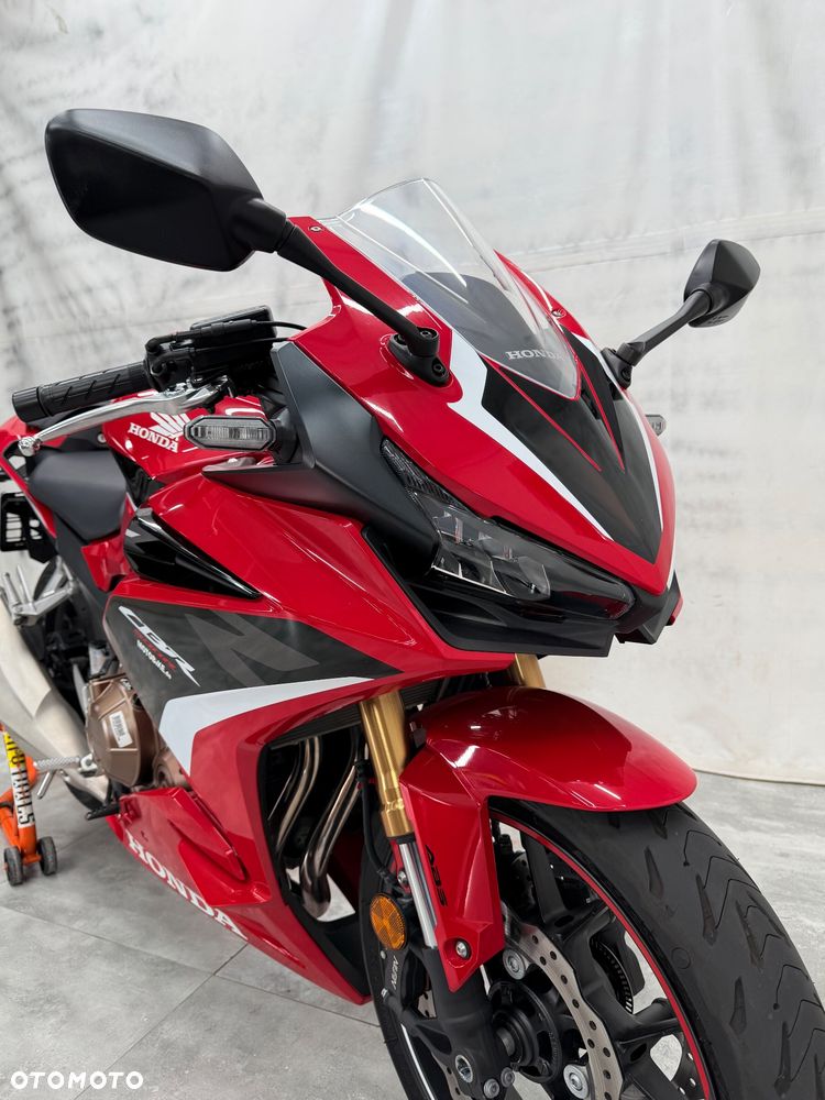Honda CBR - 23