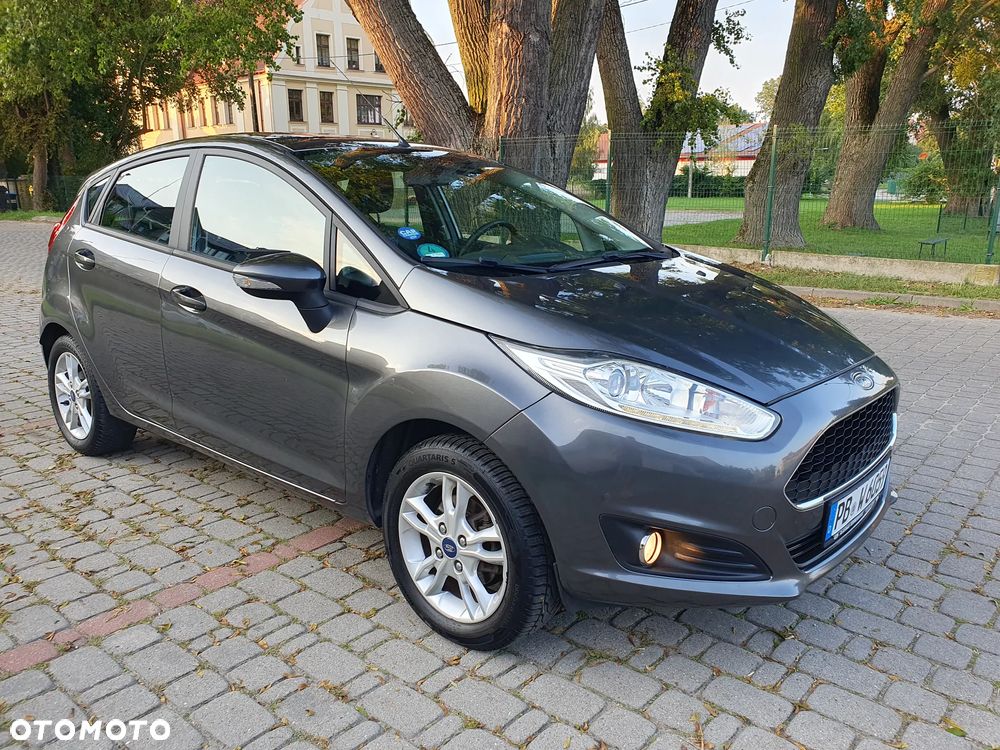 Ford Fiesta 1.0 Celebration - 4