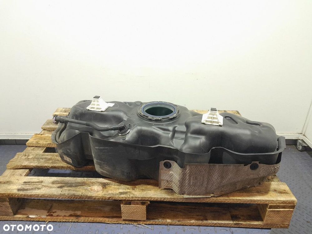 LEXUS ES VII LIFT 21- 2.5 HYB 218 KM ZBIORNIK BAK PALIWA 77100-33C00 - 3