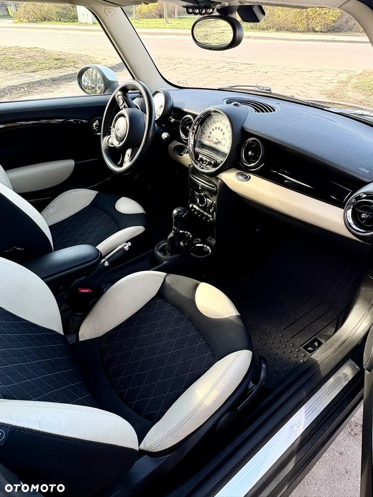 MINI Cooper - 6