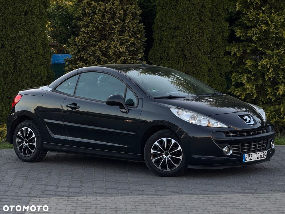 Peugeot 207 CC 120 VTi Roland Garros - 11