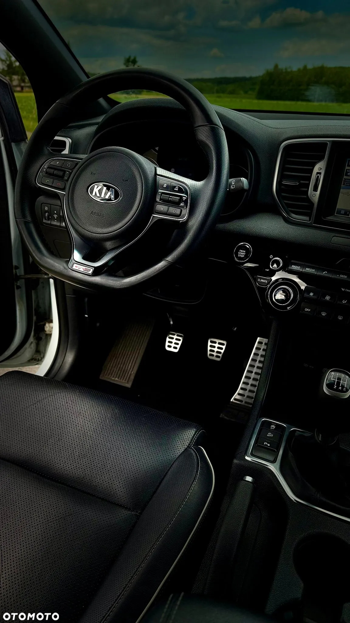 Kia Sportage - 12