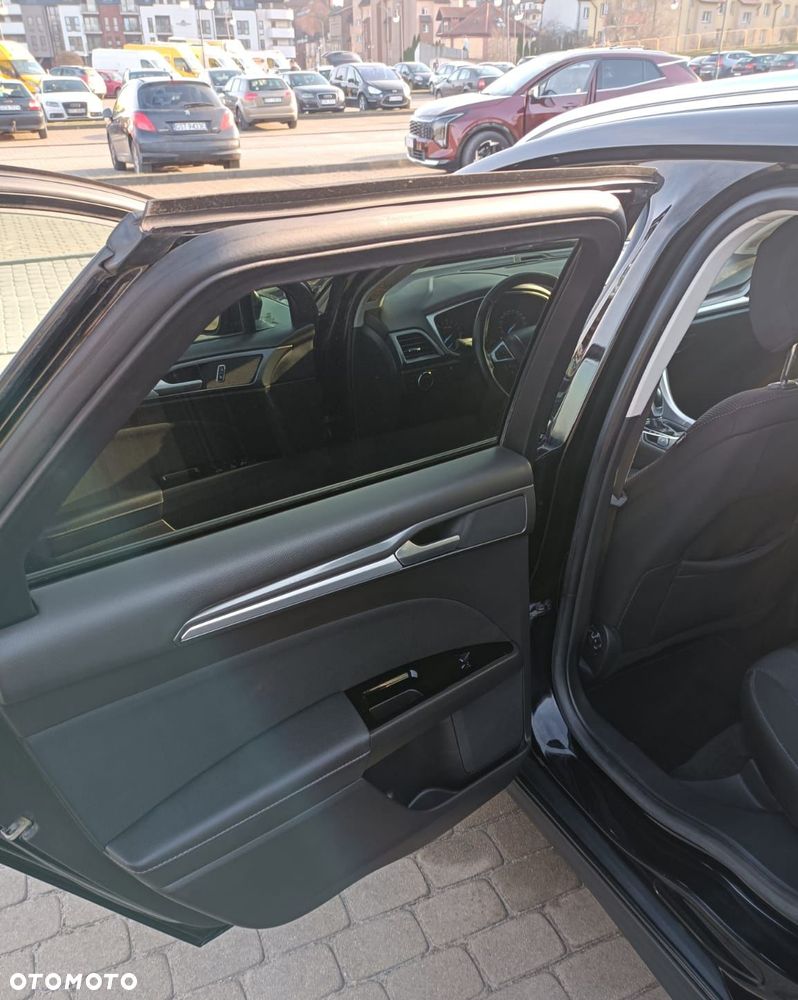 Ford Mondeo - 9