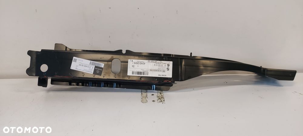 Fartuch prawy Mercedes E Klasa 213 nowy oem - 2