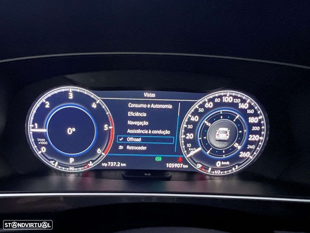 VW Tiguan 2.0 TDI R-Line DSG 4Motion - 35