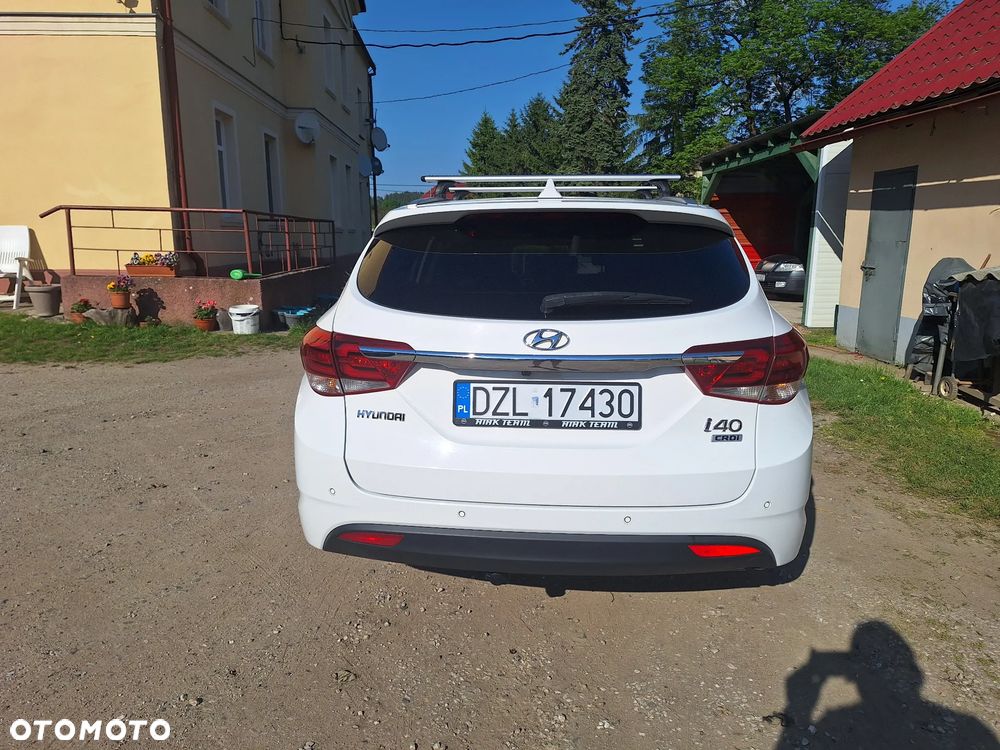 Hyundai i40 1.7 CRDi Comfort DCT - 2