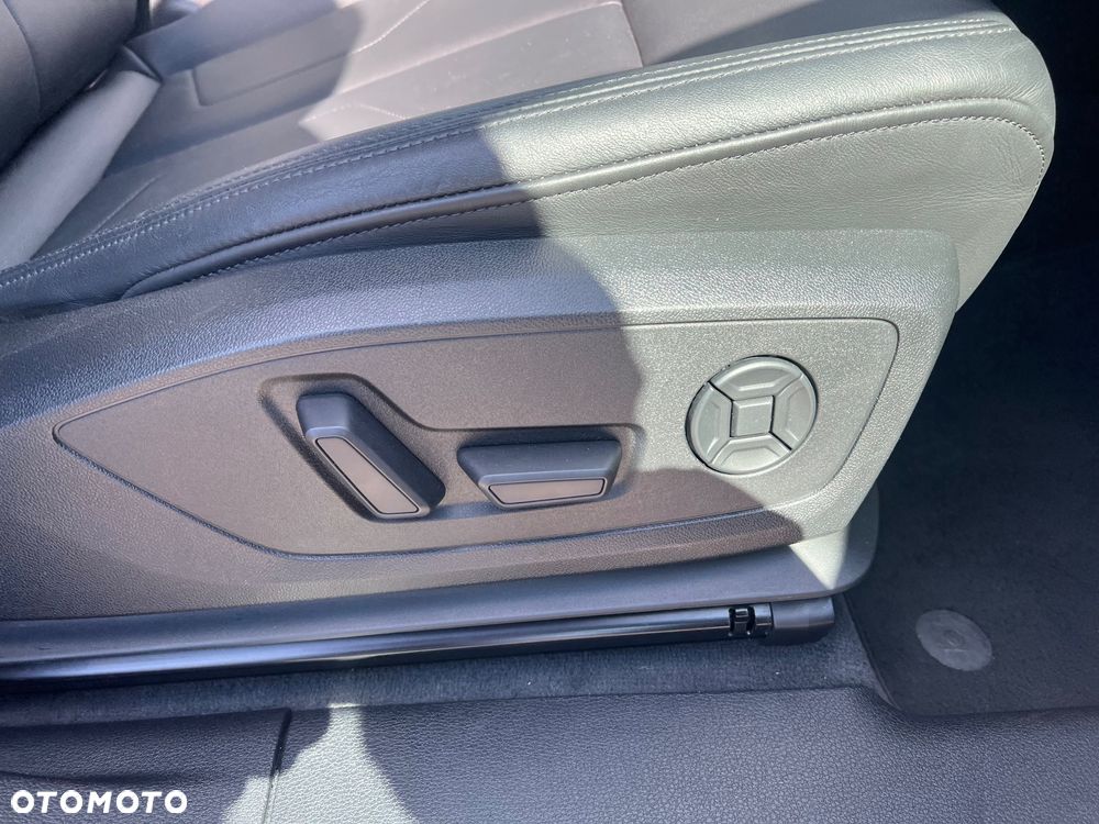 Audi Q3 35 TDI Advanced S tronic - 38