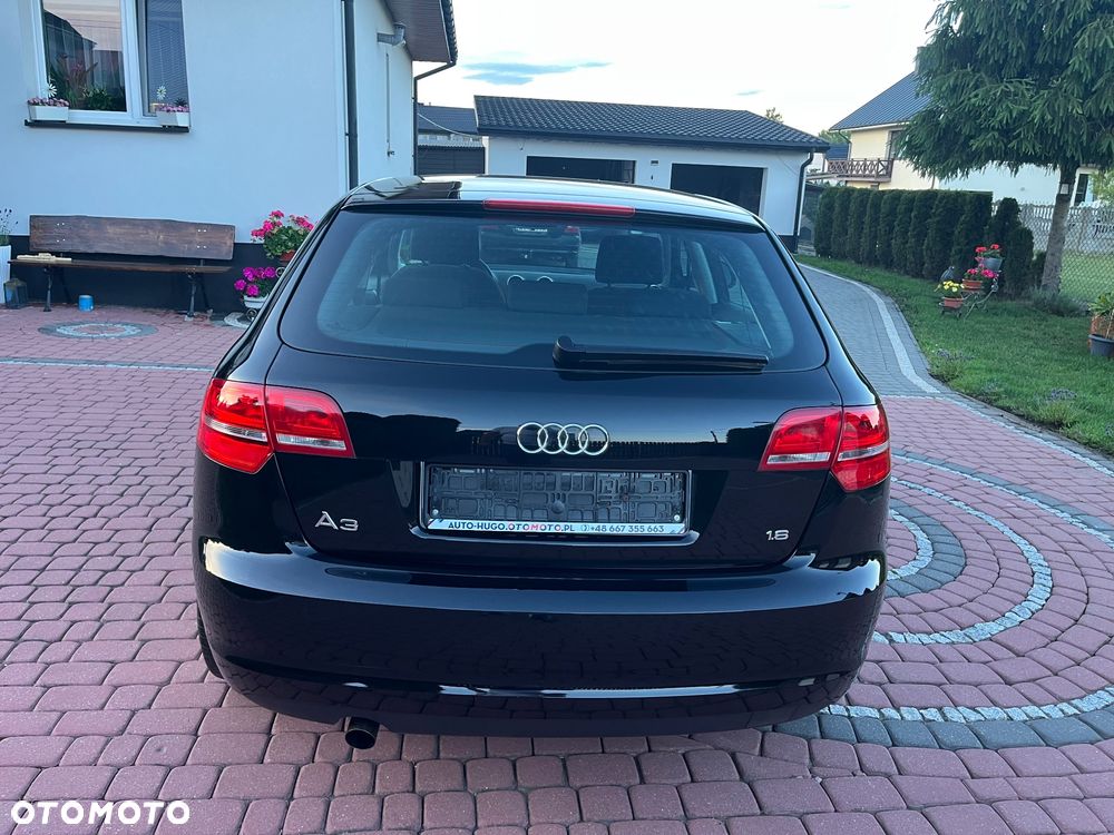 Audi A3 Sportback - 2