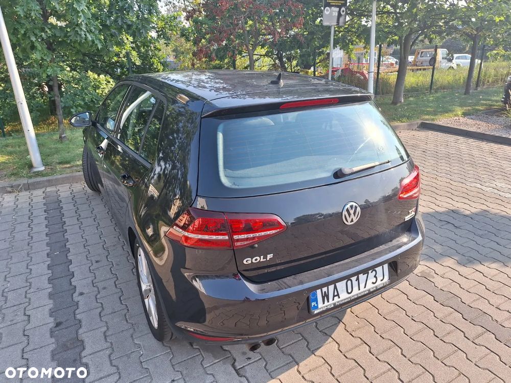 Volkswagen Golf 1.4 TSI BMT Highline - 4