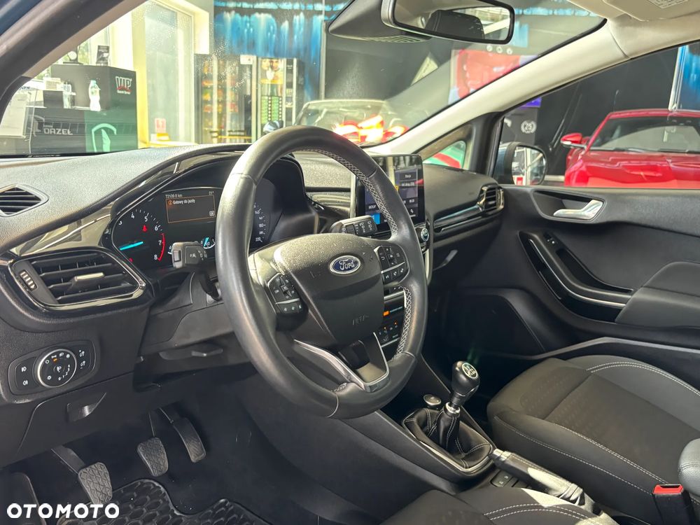Ford Fiesta 1.0 EcoBoost S&S TITANIUM - 10