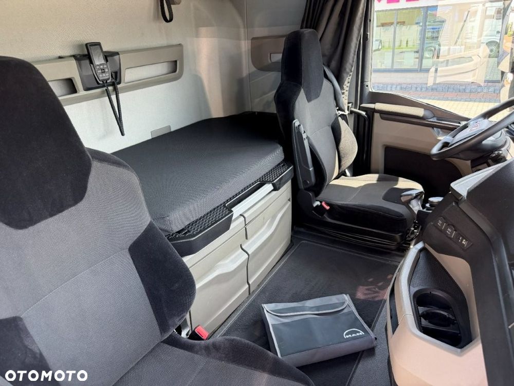 MAN TGX TG3 18.510 MEGA ACC GX ŚWIATŁA LEDY RETARDER KLIMA POSTOJOWA PO KONTRAKCIE SERWIS MAN DE - 10