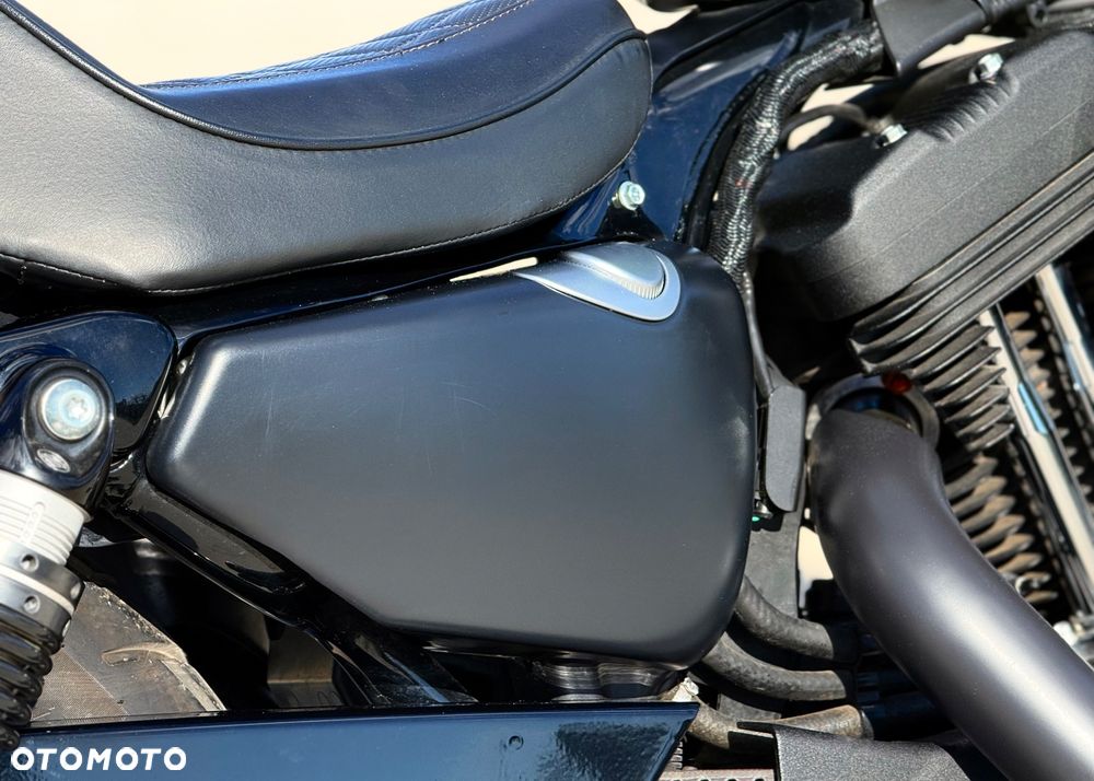 Harley-Davidson Sportster Iron 1200 - 11