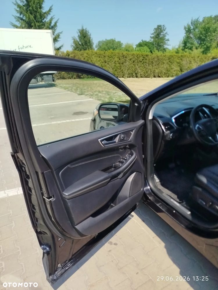 Ford Edge 2.0 EcoBlue Twin-Turbo 4WD Titanium - 10