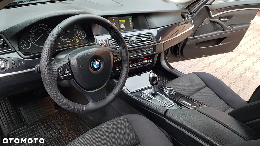 BMW Seria 5 520d Modern Line - 6