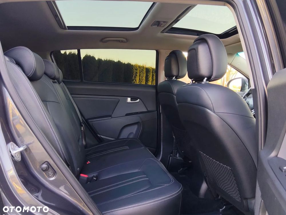 Kia Sportage 2.0 CRDI Business Line 4WD - 26