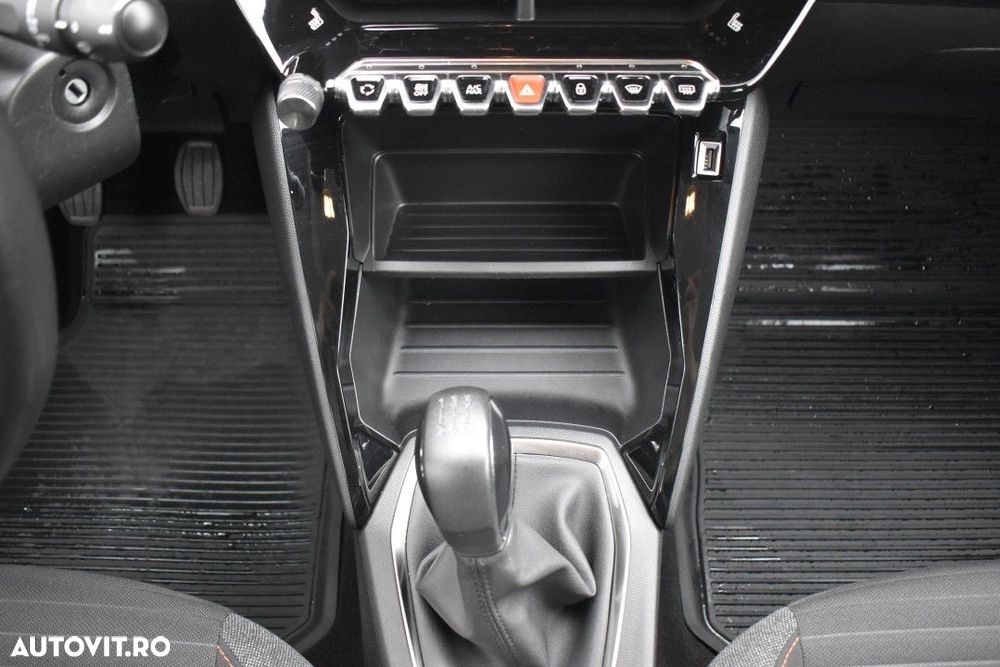 Peugeot 208 1.2 L PureTech STT Active Pack - 30