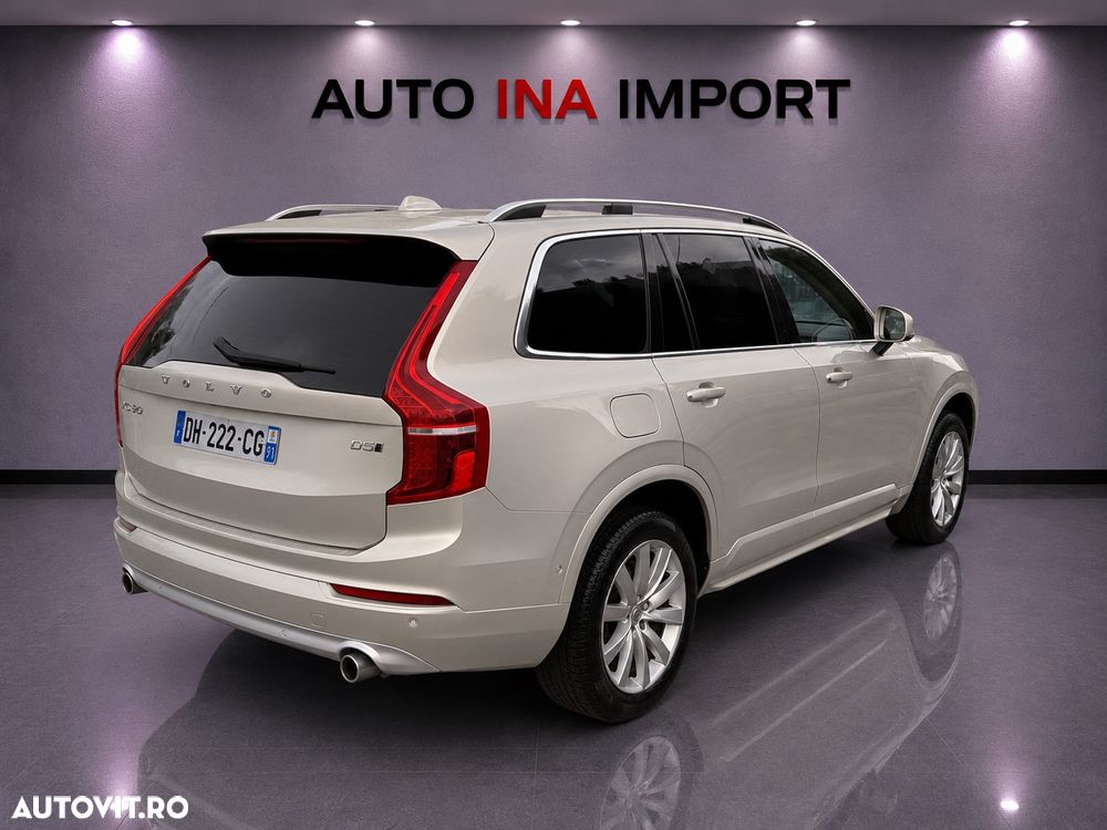 Volvo XC 90 D5 AWD Momentum - 3