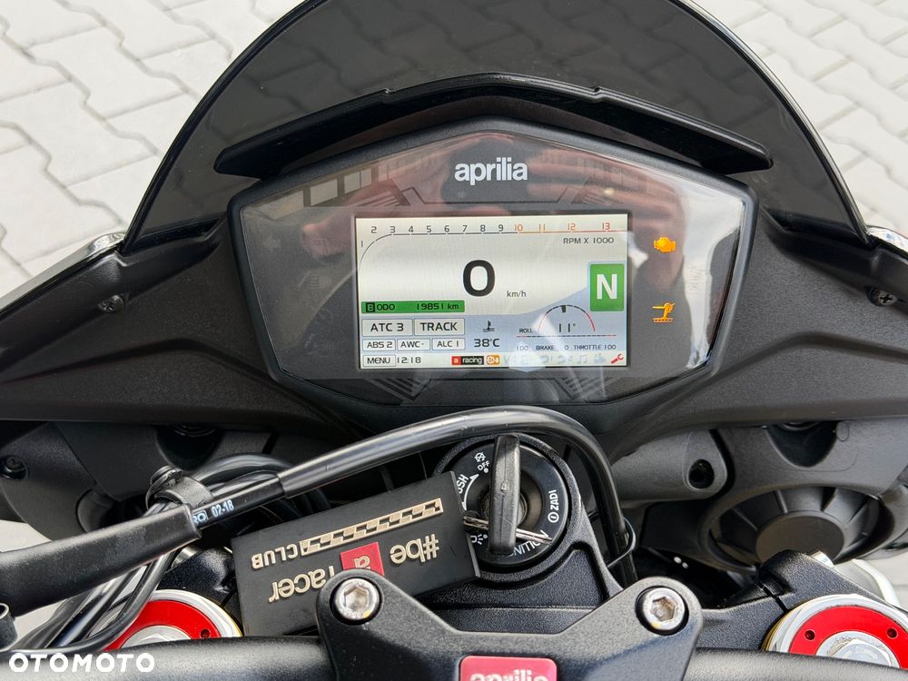 Aprilia Tuono - 25