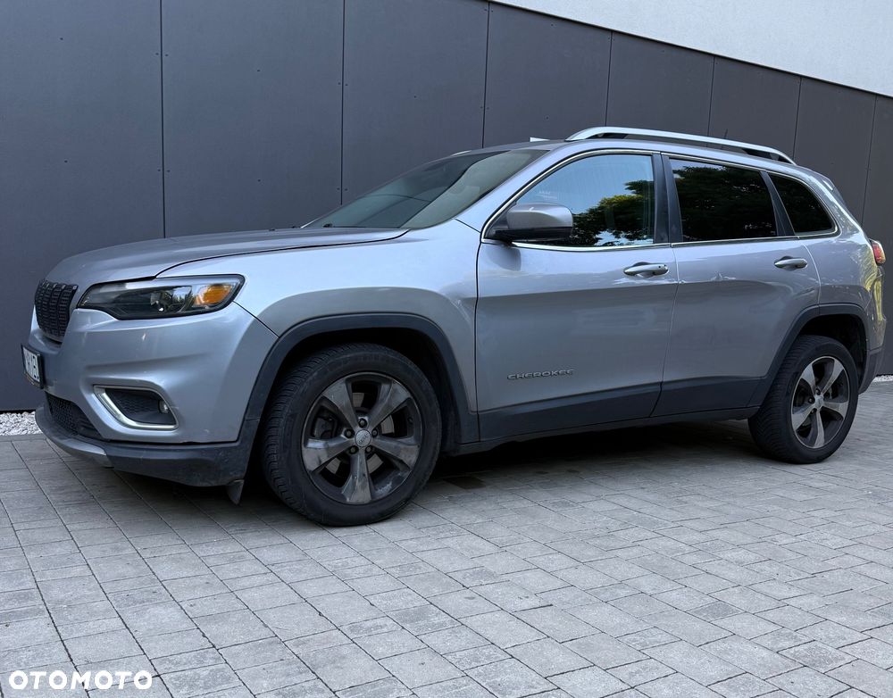 Jeep Cherokee - 2