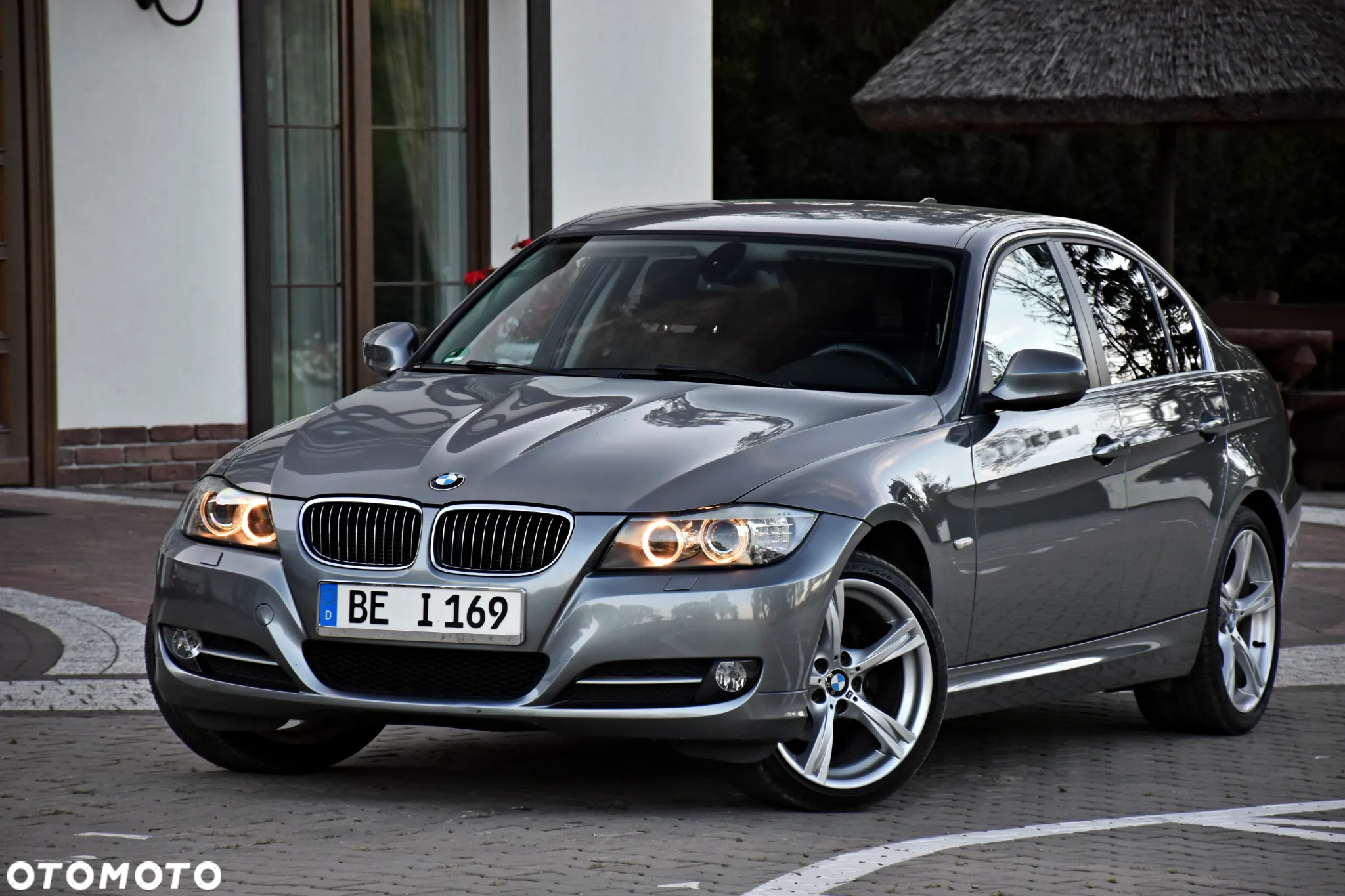 BMW Seria 3 320i - 7