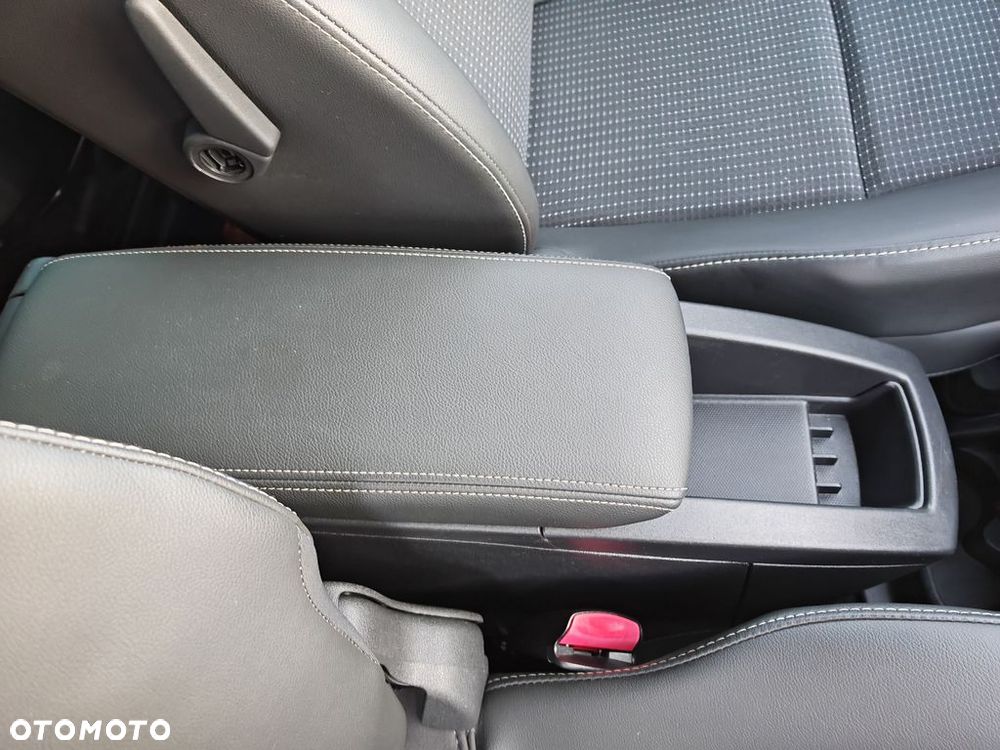 Renault Scenic 1.6 16V Authentique Euro5 - 27