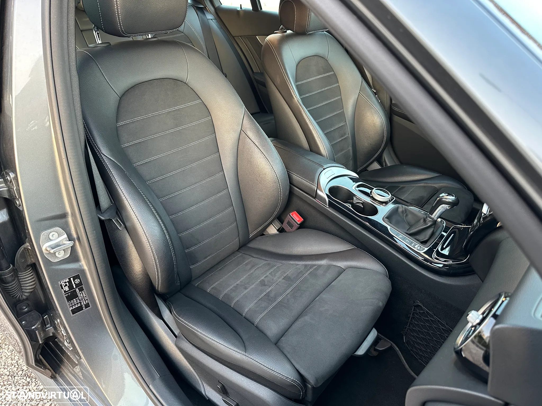Mercedes-Benz C 200 - 10