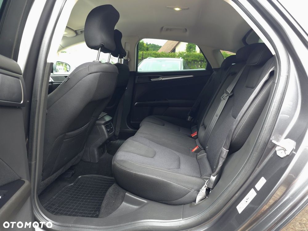 Ford Mondeo 2.0 TDCi Titanium - 10