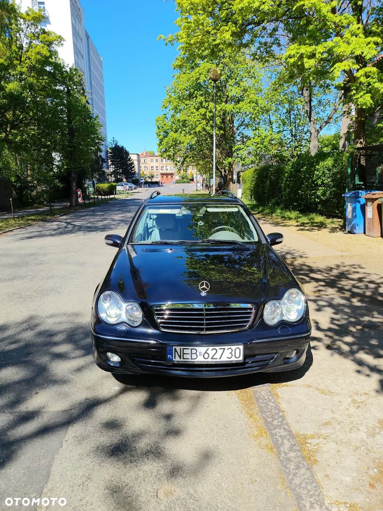 Mercedes-Benz Klasa C 200 T Kompressor Avantgarde - 7