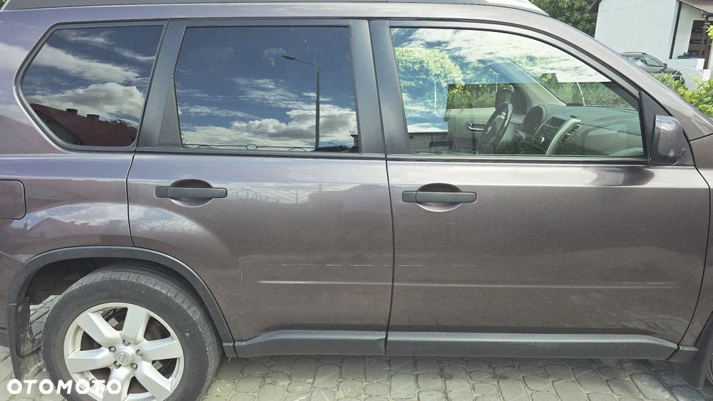 Nissan X-Trail 2.0 dCi LE - 4