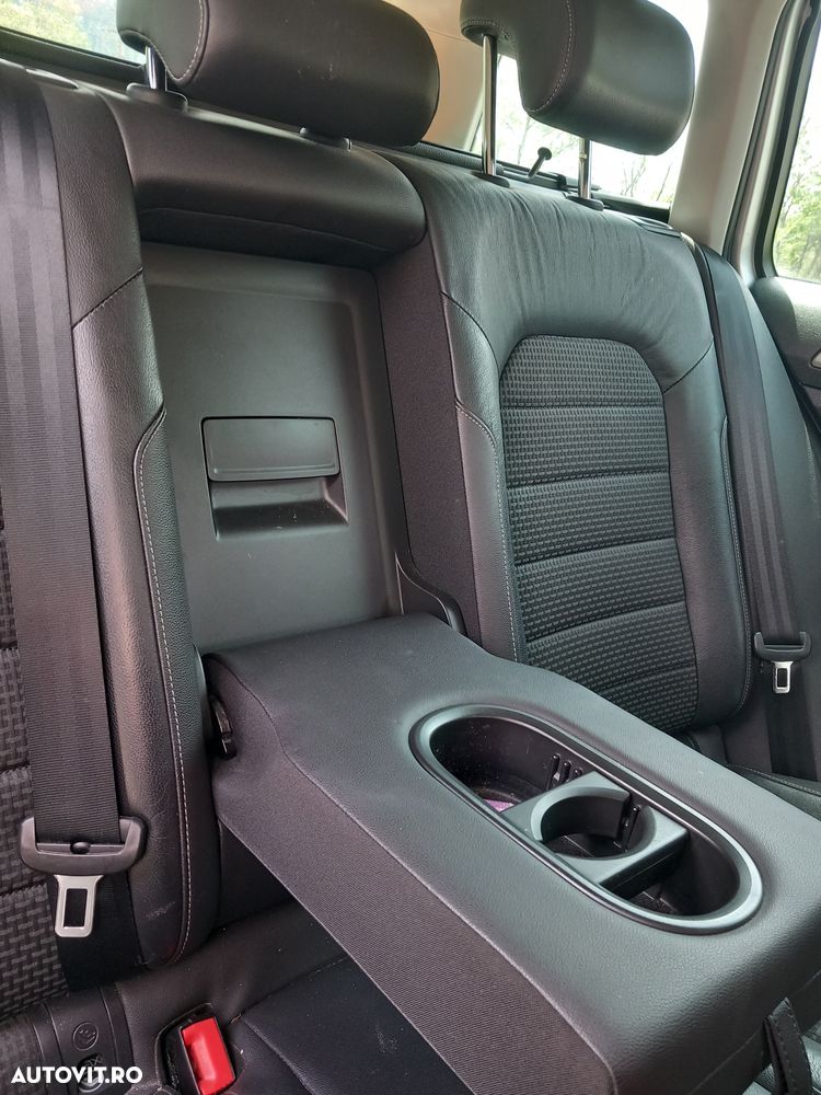 Volkswagen Golf 1.6 TDI 4Motion - 10