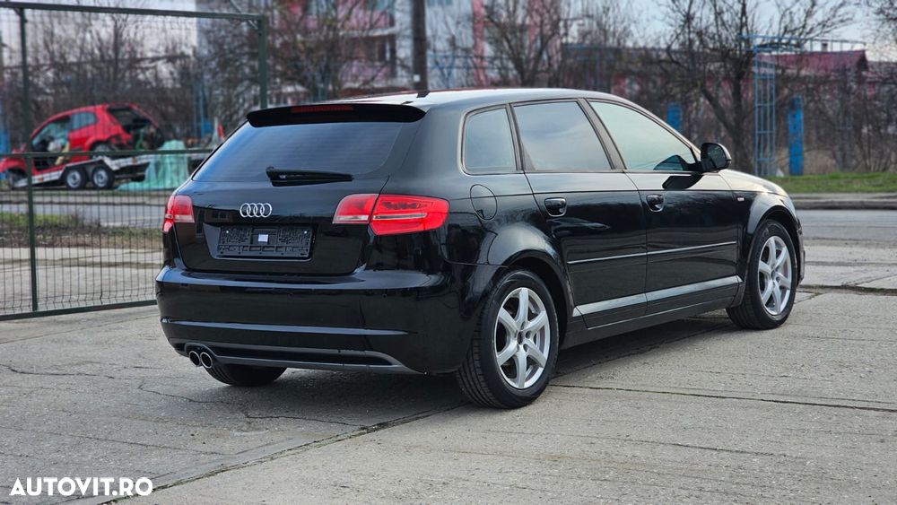 Audi A3 Sportback 1.4 TFSI S line Sportpaket - 3