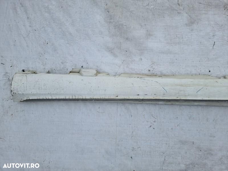 Prag stanga Mercedes C-Class (2015->) [W205] a2056900740 - 1