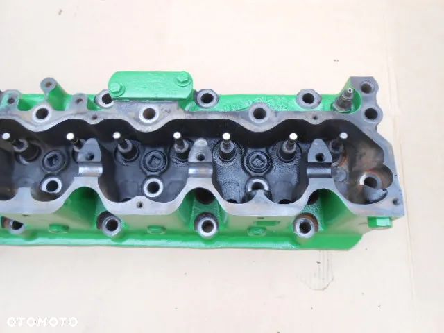 Głowica silnika R102932 John Deere 7800 - 7