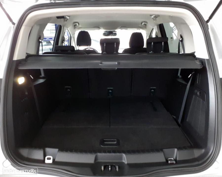 Ford S-Max 2.0 TDCi Titanium - 37