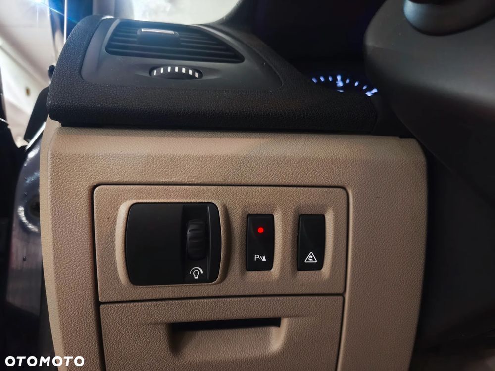 Renault Laguna 2.0 dCi Privilege - 16