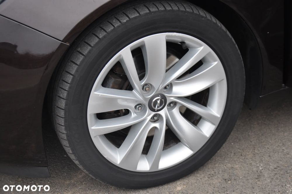 Opel Insignia 2.0 CDTI Cosmo S&S - 29