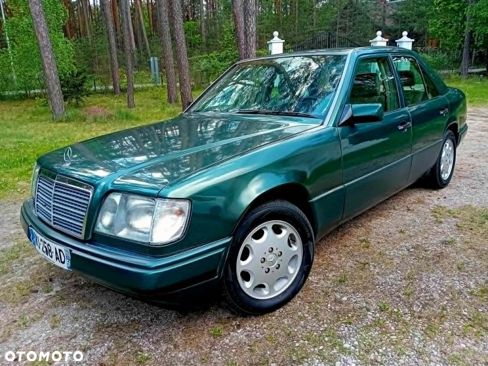Mercedes-Benz W124 (1984-1993) - 12
