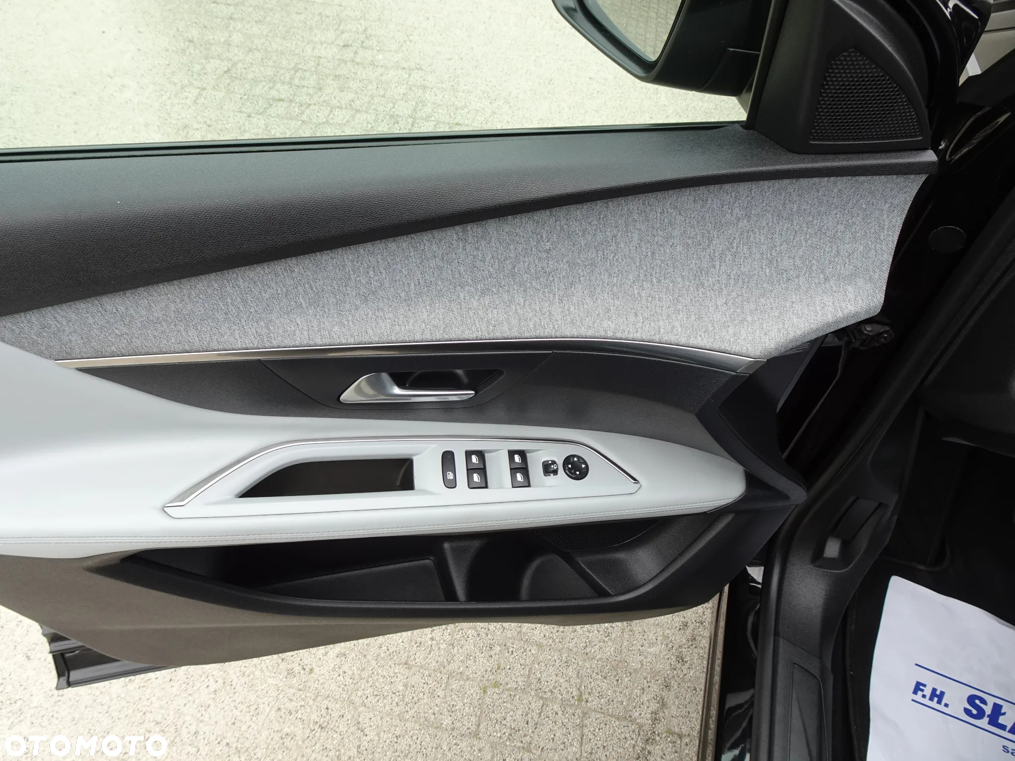 Peugeot 3008 1.5 BlueHDi Allure S&S - 38